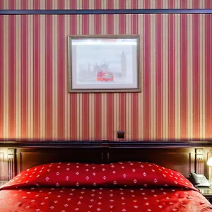 Апартаменты On Zhilyanskaya Street 59, Киев