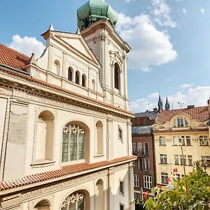 Old Town & Parking Assistance , Прага Чехия